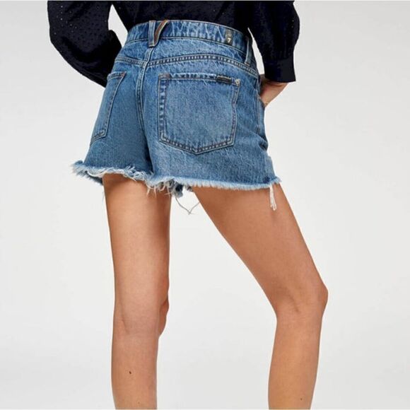 NWT 7 For All Mankind Monroe Cut-Off Short - Picture 2 of 8